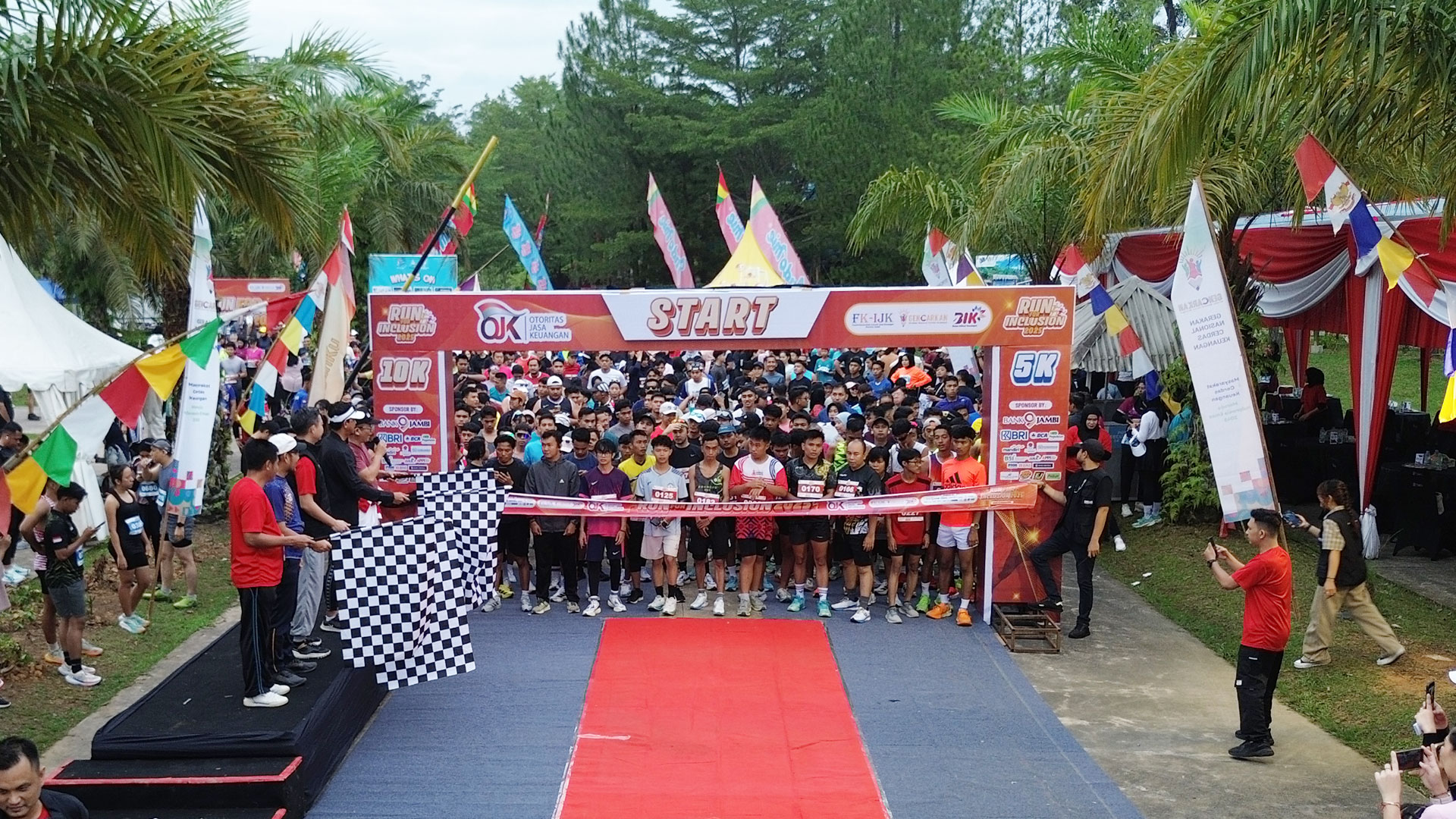 Foto Run OJK